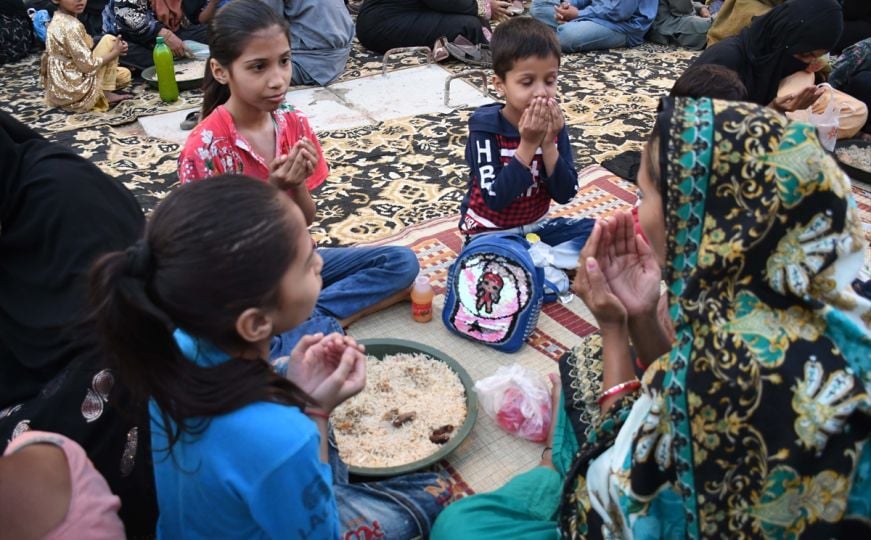 Posebne ramazanske radosti: Zabilježeni iftari širom svijeta