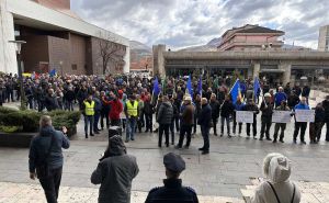 Jednosatni štrajk upozorenja u rudnicima iz Koncerna EPBiH: Zenički rudari ni danas neće sići u jame