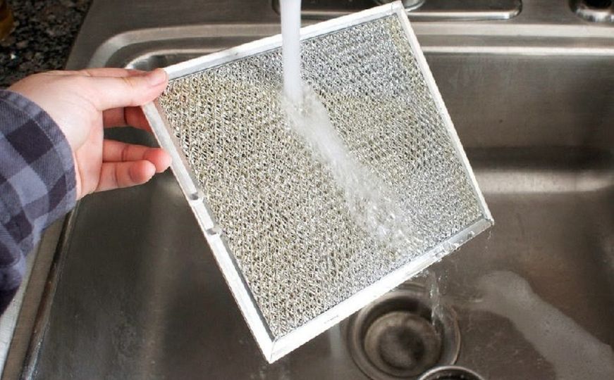 Kako očistiti filtere kuhinjske nape od masnih naslaga: Trebaju vam dva sastojka