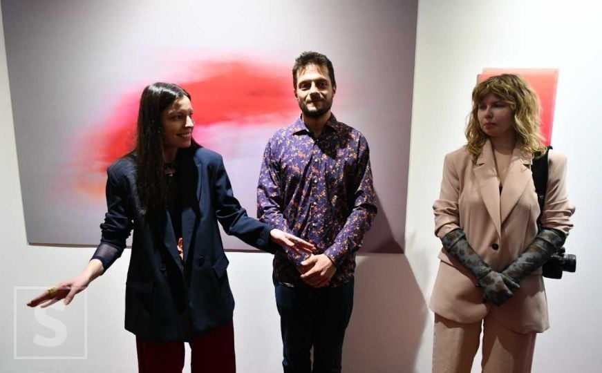 Behut u cvatu: Posjetite izložbu Ajle Salkić i Benjamina Čengića u sarajevskoj galeriji Manifesto