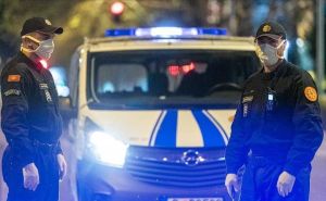 Šta se dešava u Crnoj Gori: Policija pronašla biračke spiskove, kopije ličnih karata...