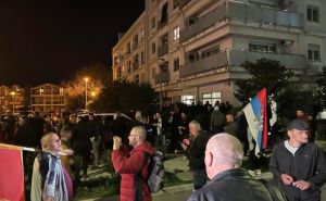 Milatovićeve pristaše na ulicama: Kolone vozila, vatrometi, sirene širom Crne Gore....