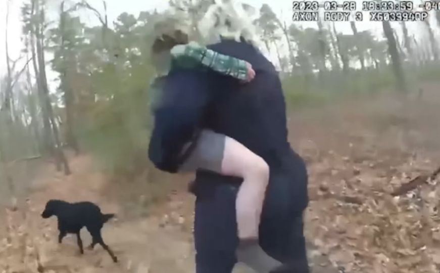 Objavljen video spašavanja dječaka (4) koji je bio izgubljen u šumi: Čuvao ga njegov pas