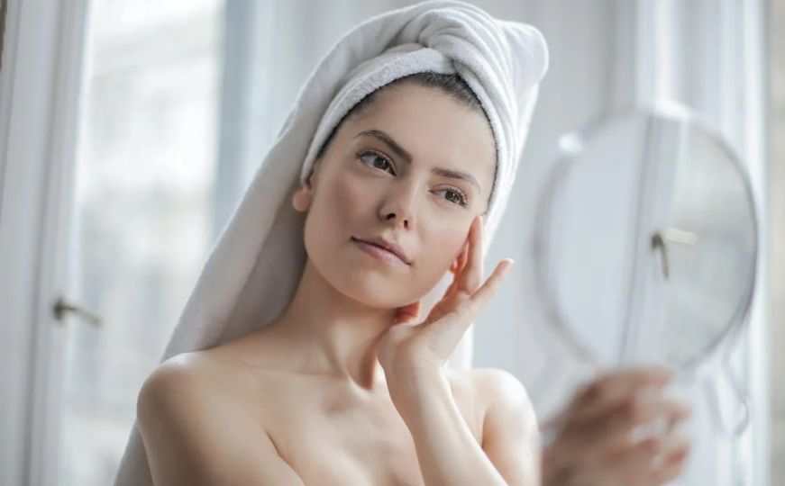 Dermatologinja otkrila: Šta se dešava s licem ako koristite micelarnu vodu?