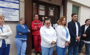 Zdravstveni radnici iz Brčkog u štrajku: Od Vlade traže da im ispuni ova tri zahtjeva