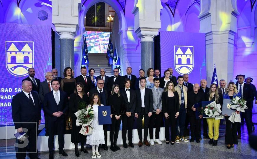 Dan Grada Sarajeva: U Vijećnici održana Svečana sjednica Gradskog vijeća i dodijeljena priznanja