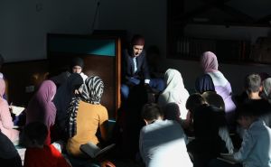 Ramazan u Sarajevu: Ljubav i toplina na dječijoj mukabeli u džamiji u Lužanima