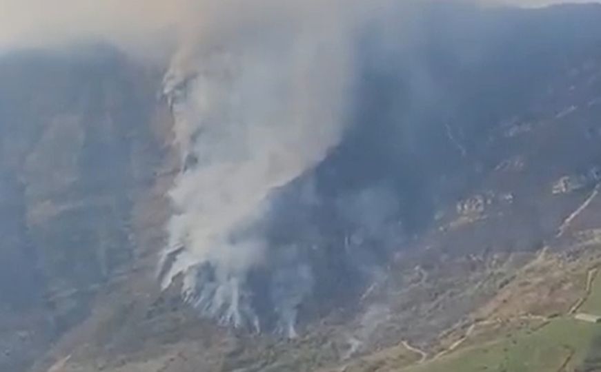 Požari u Španiji traju već tri sedmice: Opožareno više od 20.000 hektara šume