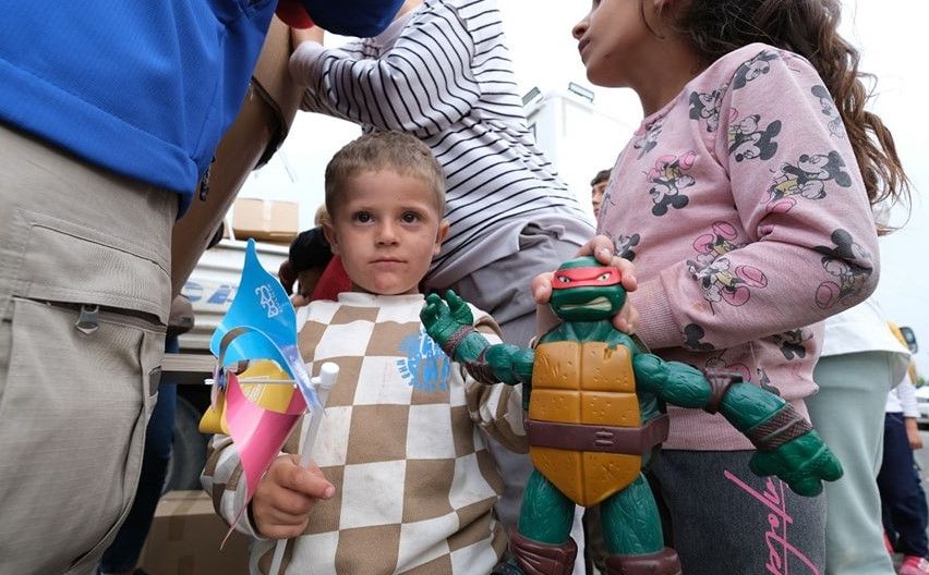 Udruženje Pomozi.ba objavilo emotivne fotografije iz Turske: Pomoć stigla i do najmlađih