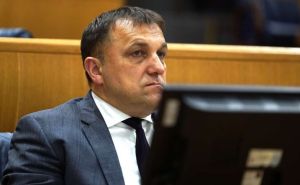 Šemsudin Dedić: Krajina ostavljena na cjedilu zbog ministarskih fotelja čelnika 'Trojke'