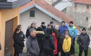 Protest u Sarajevu: Građani izašli na ulicu, zabrinuti za svoju imovinu