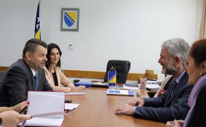 Ministar Sevlid Hurtić se sastao sa direktorom ICMP-ovog programa za Evropu Matthewom Hollidayem