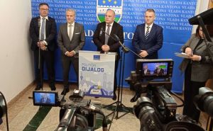 Sattler u Bihaću: 'Dobijanje kandidatskog statusa BiH za članstvo u EU predstavlja poseban iskorak'