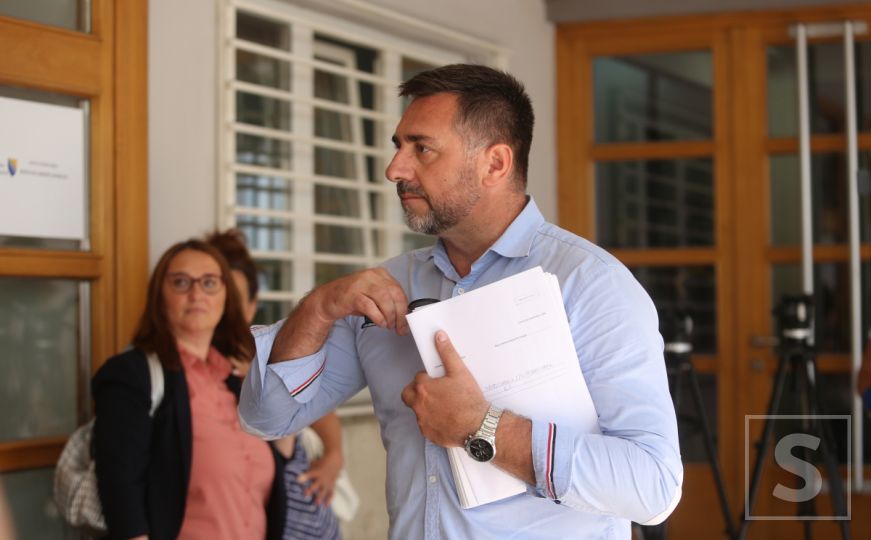 Edin Ramić u Bratuncu: 'Za projekte u povratničkim mjestima 900 hiljada KM'
