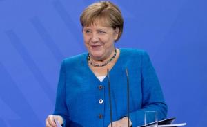 Bivša kancelarka Angela Merkel dobila najviše državno odlikovanje