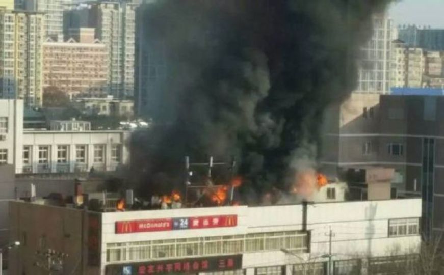 Peking: Više od 20 poginulih u požaru koji je izbio u bolnici