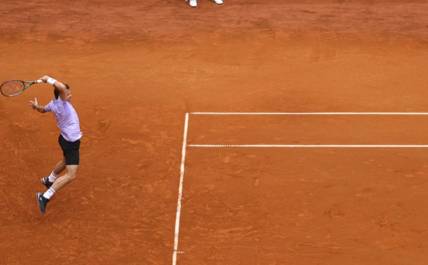 Kiša zaustavila ATP turnir u Banjoj Luci: Odgođen i meč Damira Džumhura