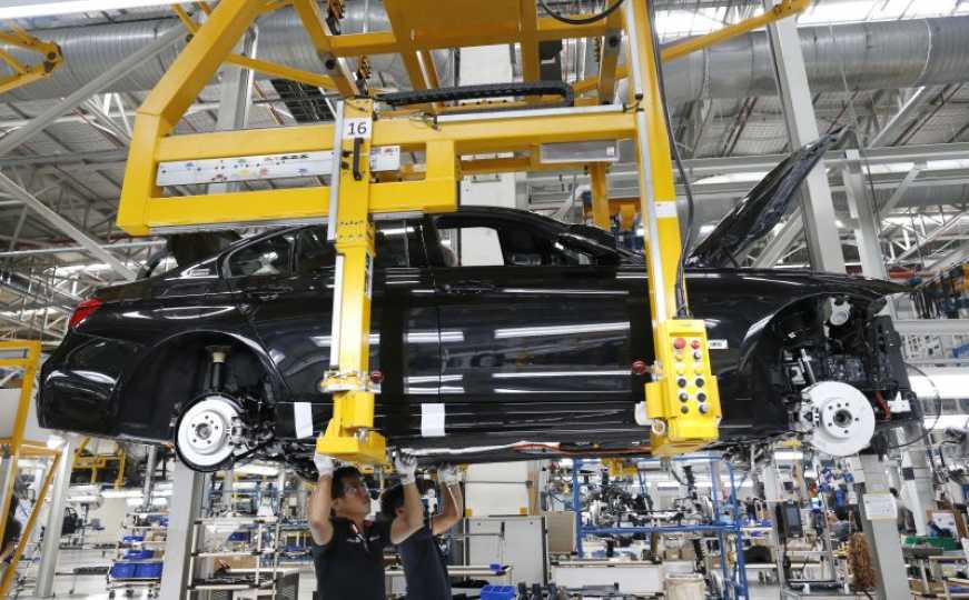 Auto industrija se iz Evrope prebacuje u SAD i Kinu