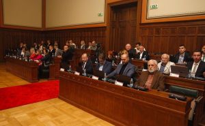 Gradsko vijeće Sarajeva: Ademović predložio da se promijeni ime mostu preko puta Vijećnice