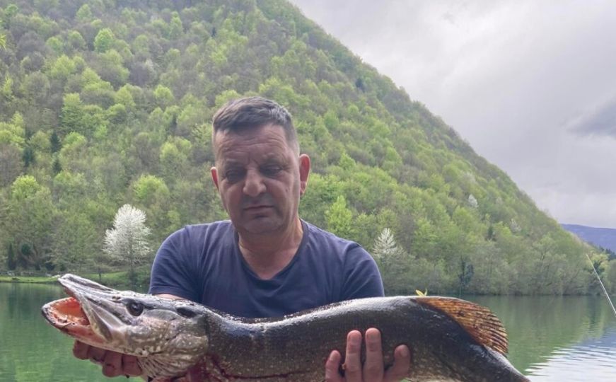 Jajce: Ribar ulovio 'čudovište' na Velikom Plivskom jezeru