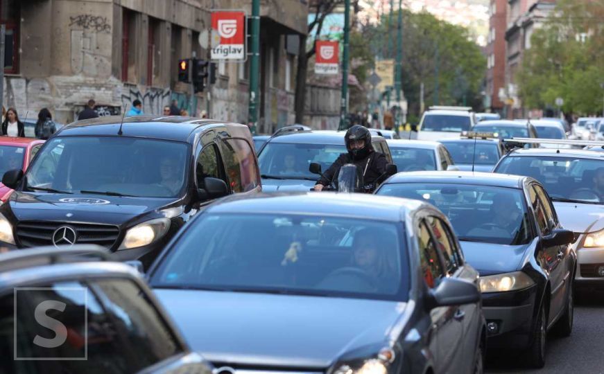 Vozači, udahnite duboko: Velika gužva zabilježena u centru Sarajeva