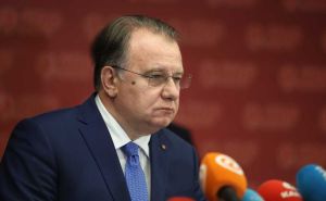 Nermin Nikšić: 'Ne biste vjerovali koliki se iznosi novca nude zastupnicima'