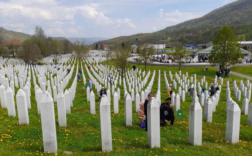 Oglasio se predsjednik VSTV-a BiH nakon otvorenog pisma Majki Srebrenice