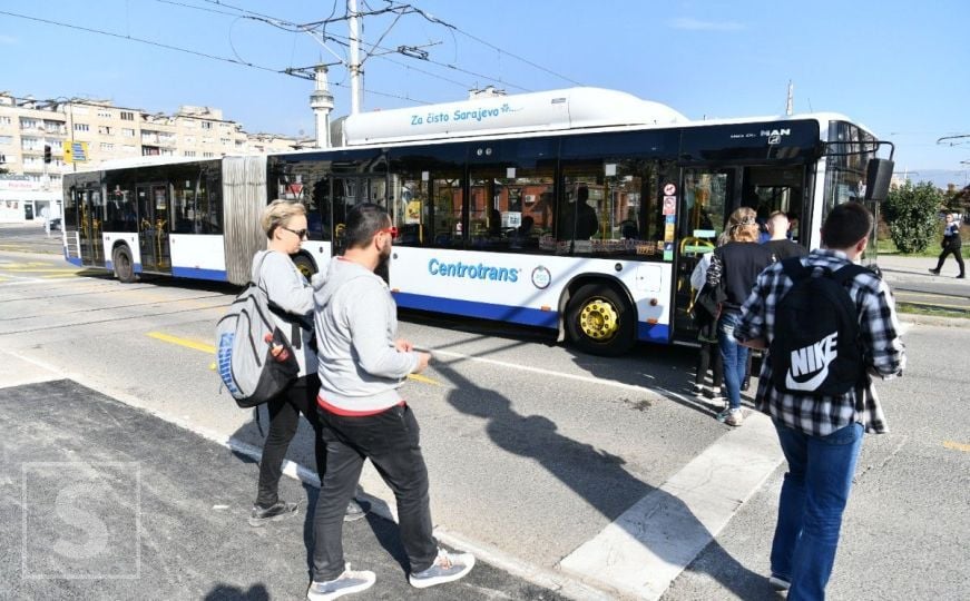Sarajevo: Od 1. maja besplatan javni prijevoz za sve učenike i studente!