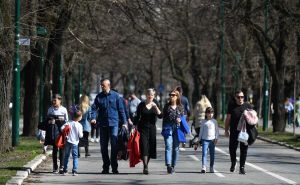 Danas ne izlazite bez kišobrana. Evo kada nam se konačno vraća sunce, biće čak 27 stepeni!