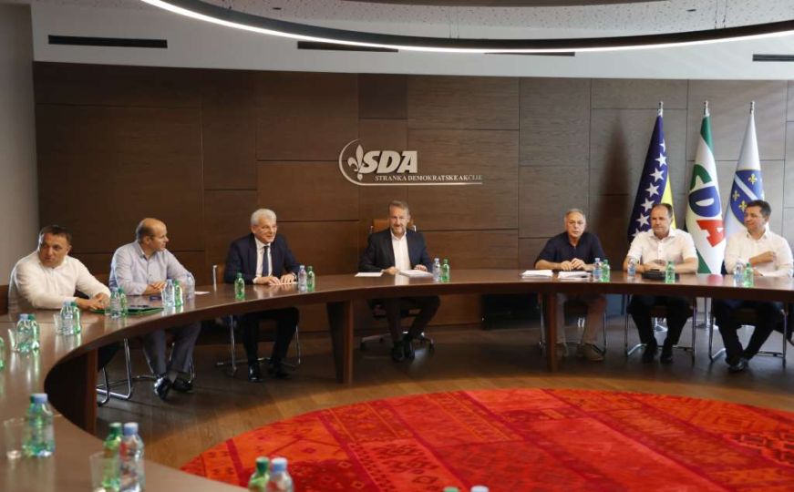SDA: 'Način izbora i razrješenja rukovodećih struktura u javnim preduzećima jasno propisan zakonom'