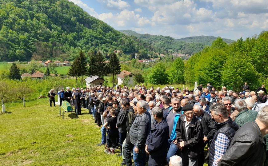 BiH: U Srebrenici klanjana dženaza novinaru Sakibu Smajloviću