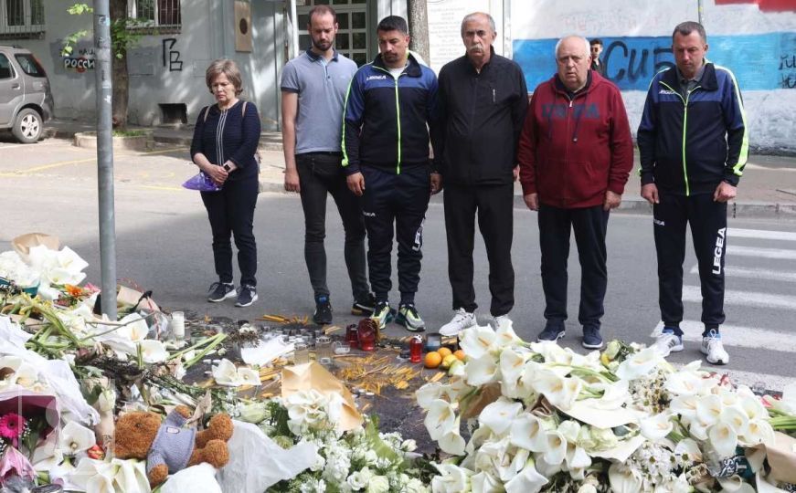 Tuga u Beogradu: Fudbalska delegacija Kantona Sarajeva odala počast žrtvama masakra