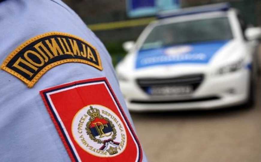 Incident u Milićima: Prijetio u kafani, policija ga zatekla sa bombom