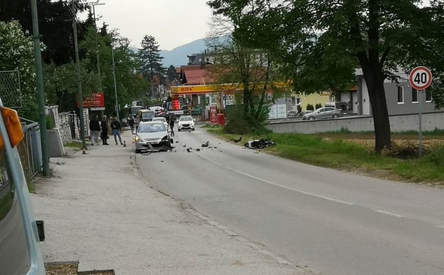 MUP ZDK o saobraćajnoj nesreći kod Visokog: Motociklista zadobio teške povrede