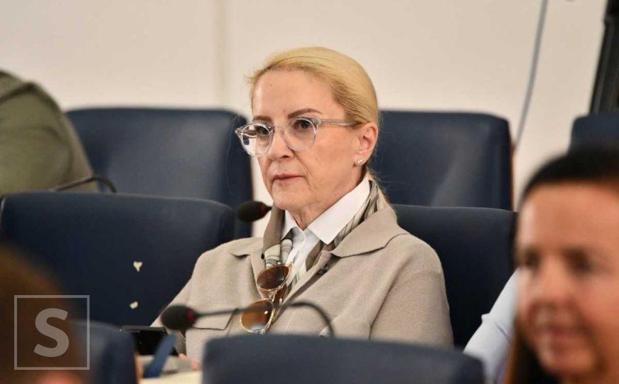 Upravni odbor KCUS-a odbio razmatranje prijedloga o smjeni Sebije Izetbegović s pozicije direktorice