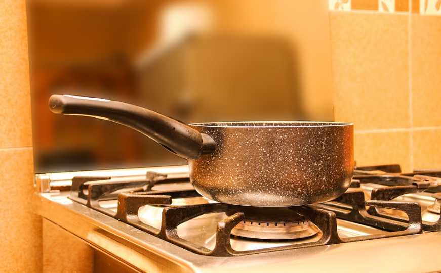 Kako se riješiti neugodnih mirisa u kuhinji: Pet jednostavnih trikova