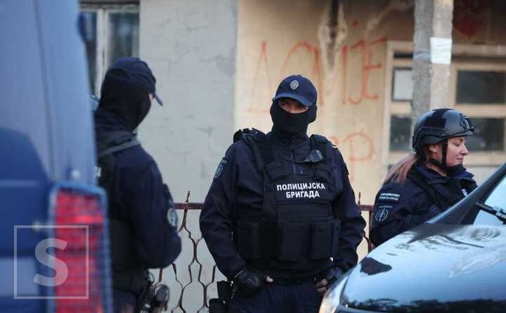 Srbijanska policija: U stanovima i kućama pripadnika Balkanskog kartela pronađeno 2,7 miliona eura