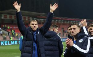 'Edine, sine naš bosanski': Džeko novom objavom oduševio pratitelje