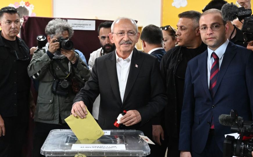 Izbori u Turskoj: Glasao i Kemal Kilicdaroglu, kandidat opozicionog Nacionalnog saveza