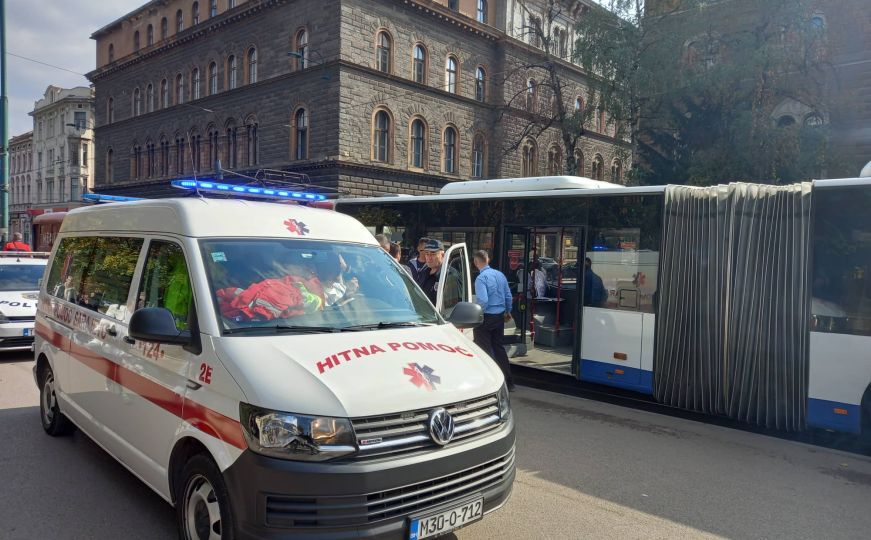Sarajevo: Muškarac preminuo na autobuskom stajalištu