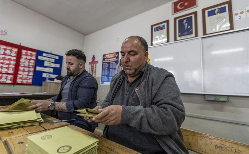Građani koriste svoje demokratsko pravo: Pogledajte izlaznost na izborima u Turskoj
