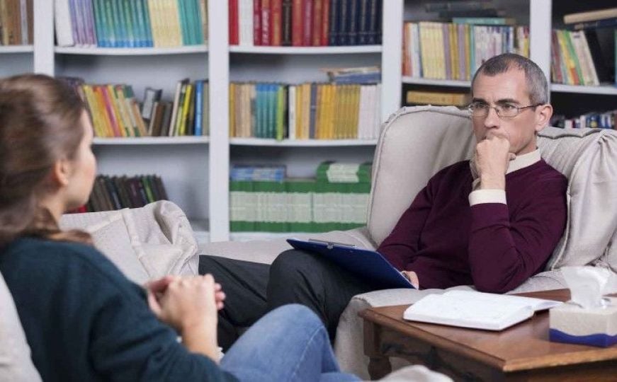 Preporuke sarajevskim školama o slanju učenika psihijatru: Šta kaže ministrica, a šta roditelji?