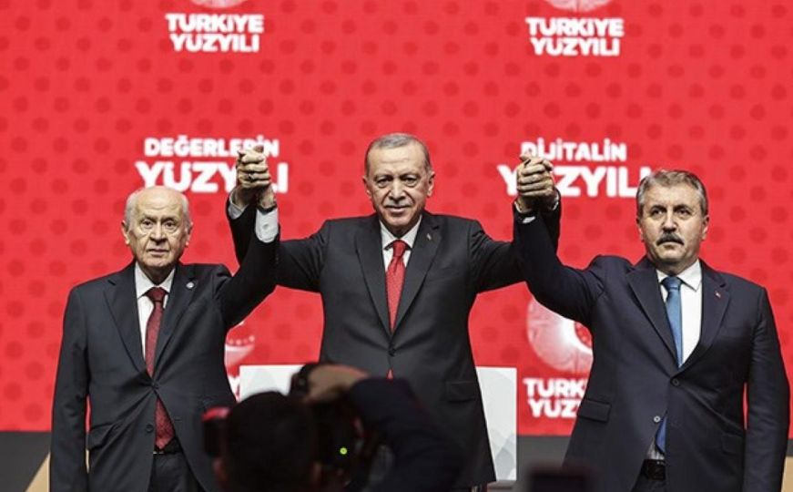 Poznati preliminarni rezultati: Erdogan osigurao većinu u parlamentu Turske