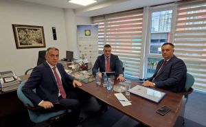 Vojin Mijatović posjetio Privrednu komoru FBiH: Direktna saradnja od velike važnosti