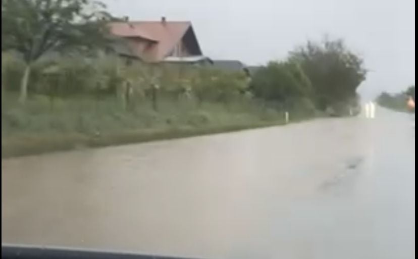 Poplave stvaraju ogromne probleme: Proglašeno stanje elementarne nepogode u Bosanskom Novom
