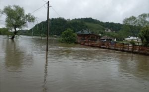 Poplave u Bosanskom Novom: 'Štete će biti milionske, jako teško stanje'