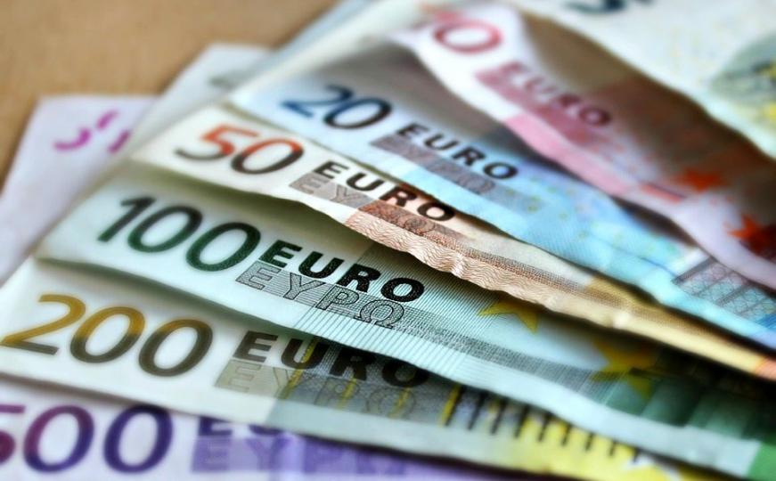 U junu promjene u Njemačkoj: Evo ko će dobiti bonus od 1.240 eura - posebna napomena za penzionere