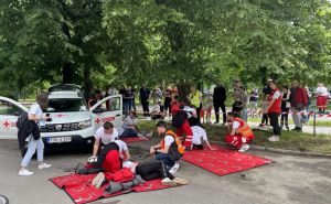 Crveni križ Federacije BiH organizirao takmičenje: Učenici pokazali znanje u pružanju prve pomoći