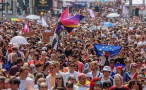 U Belgiji slavili 20 godina istospolnih brakova. Na Povorci ponosa bilo 150.000 ljudi