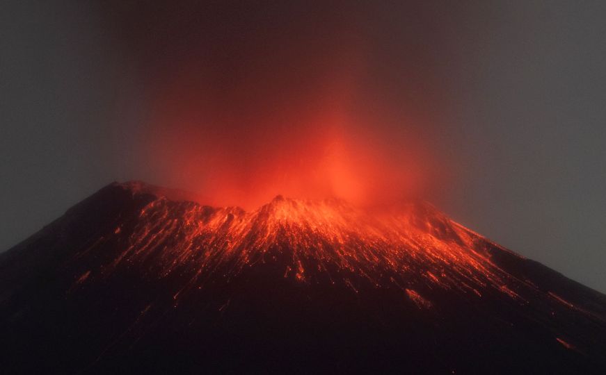 Milionima ljudi prijeti evakuacija: Aktivirao se Popocatepetl, jaki potresi i pepeo izazvali paniku